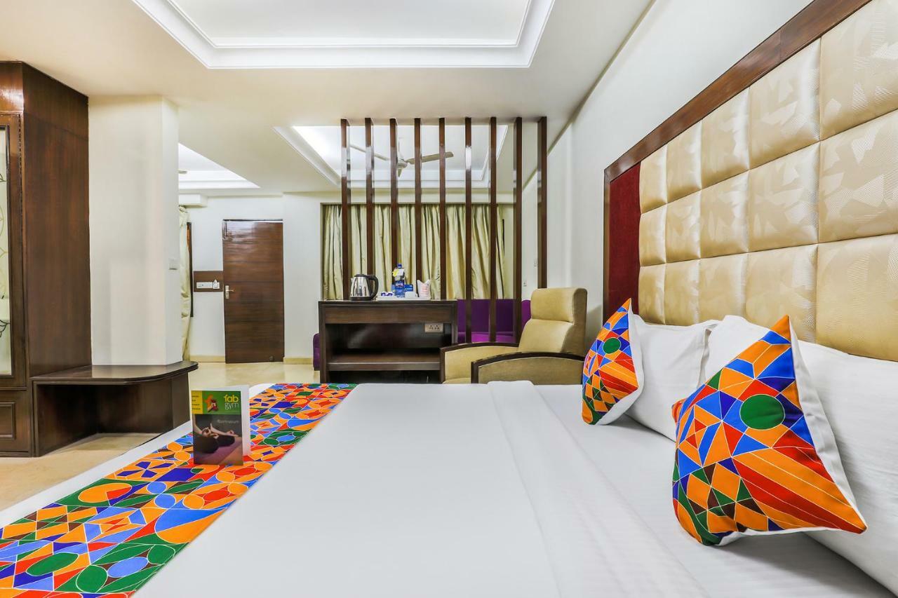 Fabhotel Metro35 Chandīgarh 外观 照片